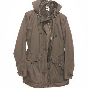 Water proof, wind breaker, and fashionable